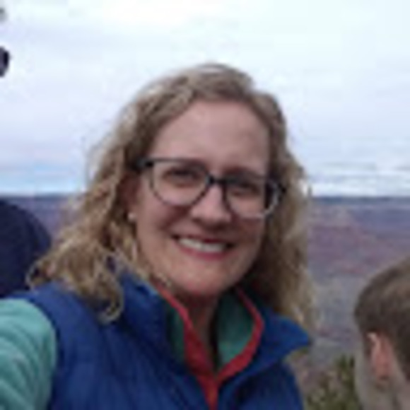 Meet your Posher, Kelli - Picture 1 of 1